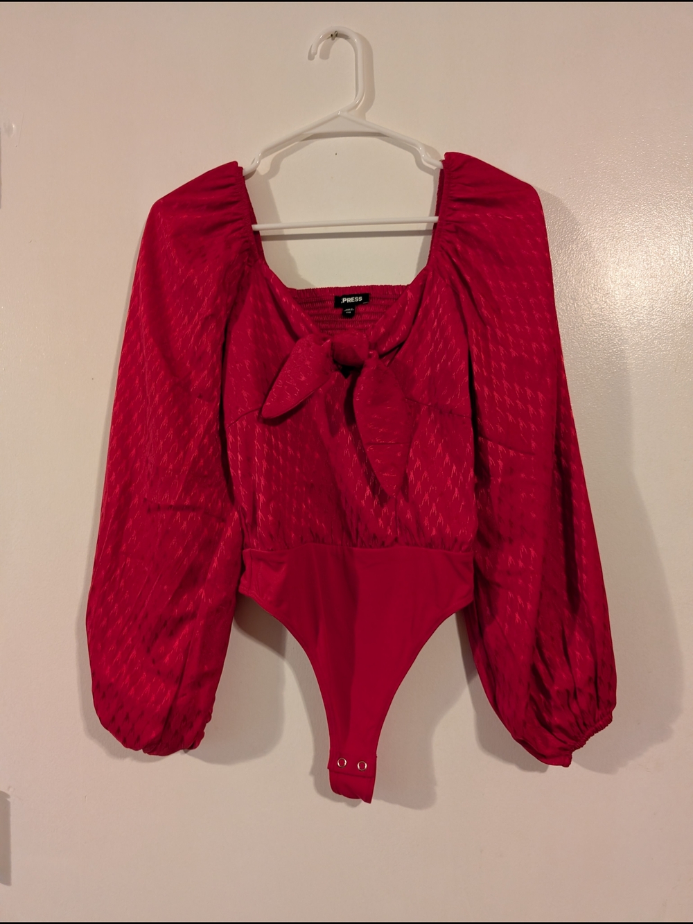 Express Press Red Tie-Front Puff Sleeve Bodysuit